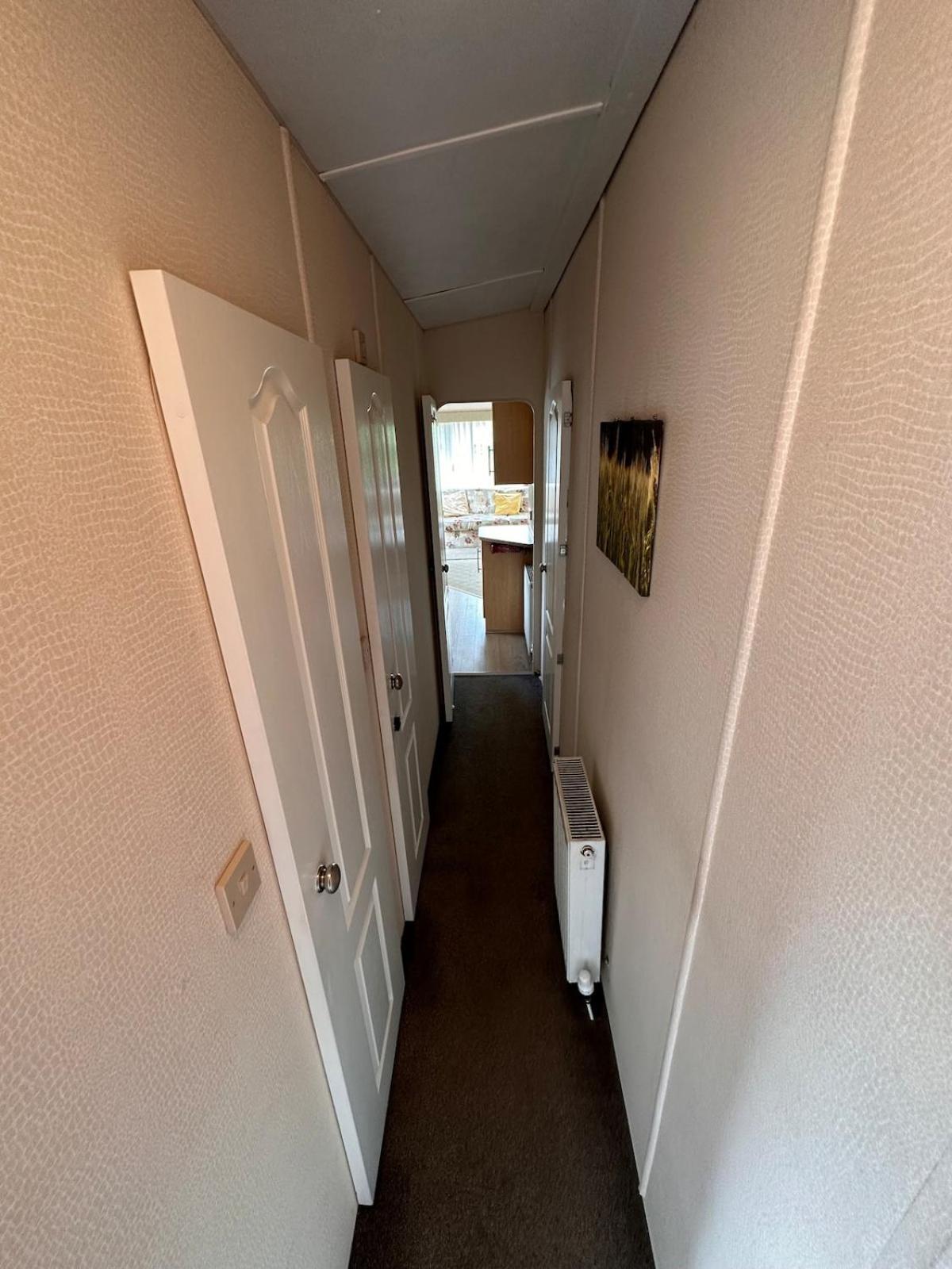 4-Bedroom Cosalt Caravan In Uddingston, Glasgow Екстер'єр фото